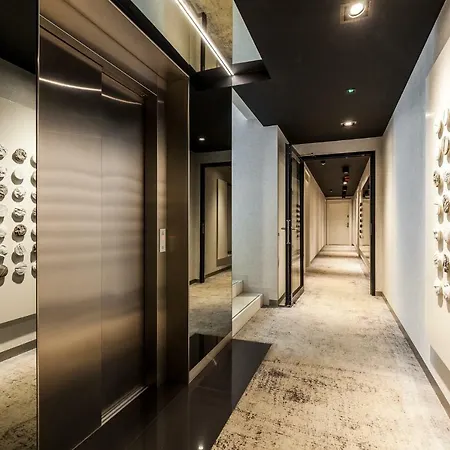 Black&white - Silver House Apartment Gdynia