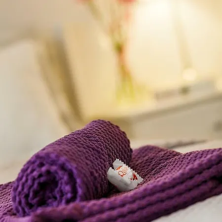 Black&white - Silver House Free Parking Gdynia