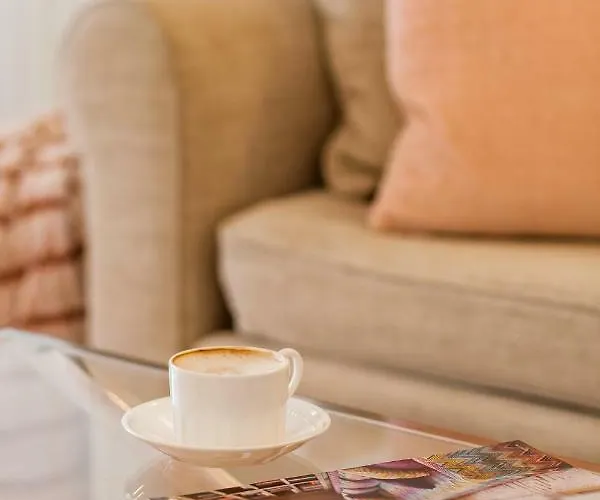 Black&white - Silver House *