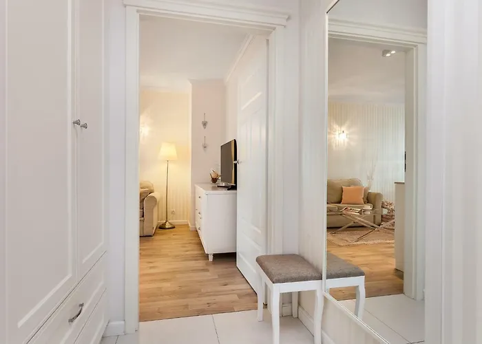 Apartment Black&white - Silver House *